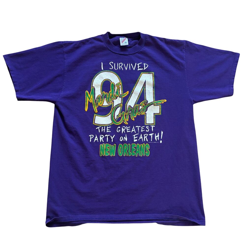 Vintage 1994 "I Survived Mardi Gras" purple Tshirt XL Jerzees gag funny 90s